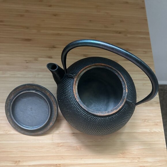 Cast iron teapot - Picture 3 of 4